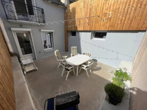 Maison avec cour privative